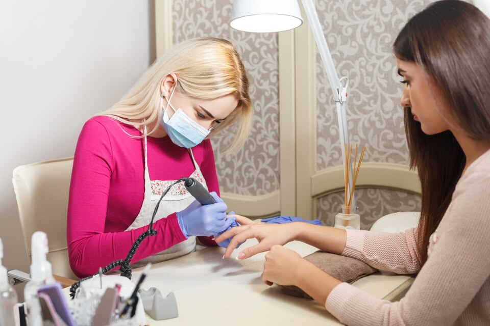 İnciraltı Manikürcü